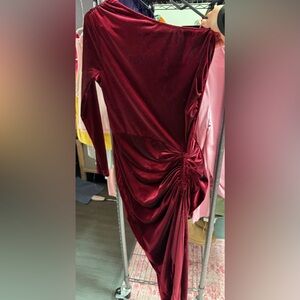 Luxurious Long Sleeve Velvet Dress in Deep Red